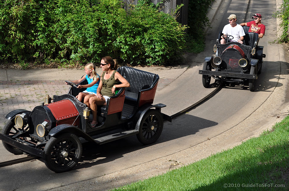 Chaparral Antique Cars Ride Guide to Six Flags over Texas