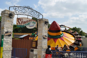 El Sombrero entrance and line
