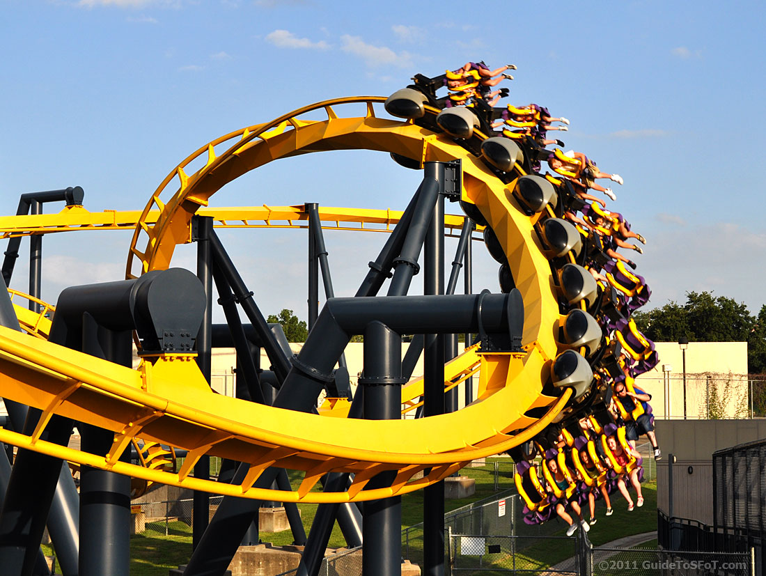 Batman the Ride Roller Coaster - Guide to Six Flags over Texas