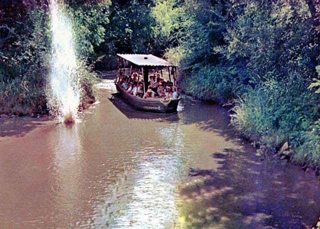 La Salle's River Ride Retrospective | Guide to Six Flags over Texas