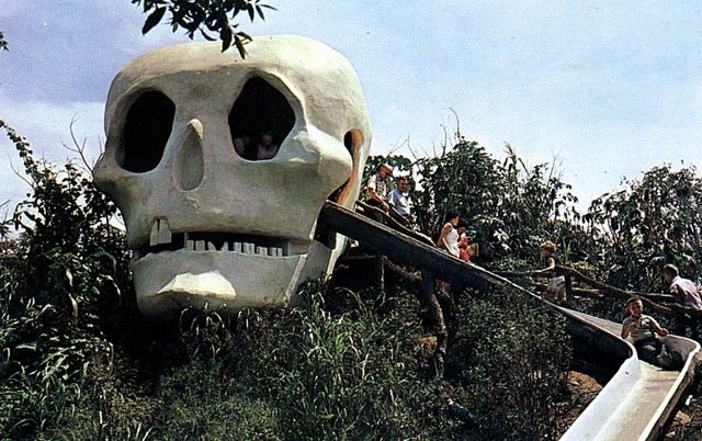 Skull Slide