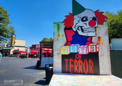 Toys of Terror Scare Zone Sign