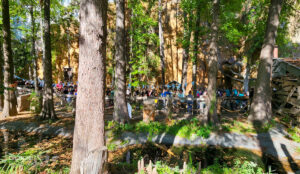 Runaway Mountain long queue line