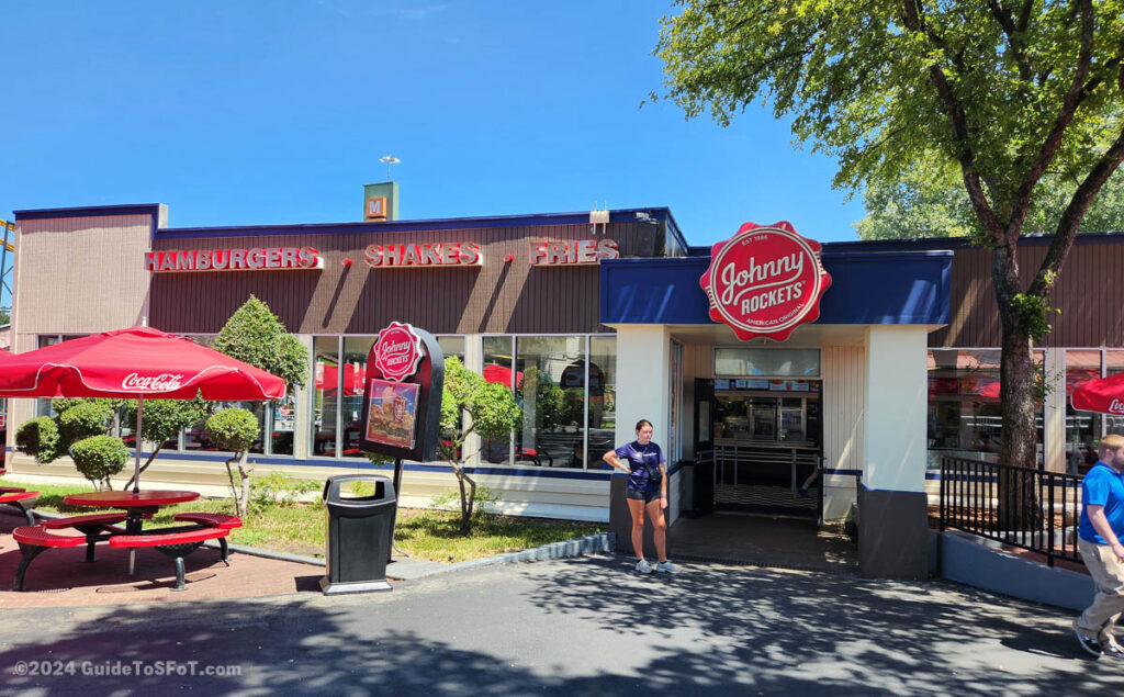 Johnny Rockets exterior