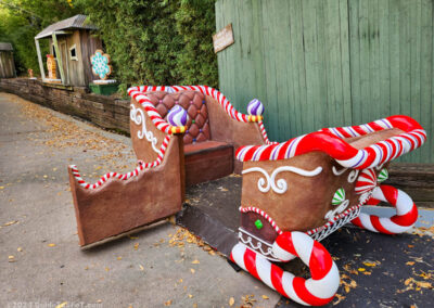 Various holiday photo ops near the Caddo Lake Barge walkway