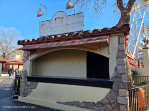 La Vibora Photo Stand with signage removed