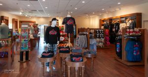 Casa de Six Flags shop interior
