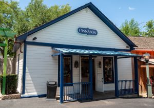 Cinnabon at Six Flags Over Texas