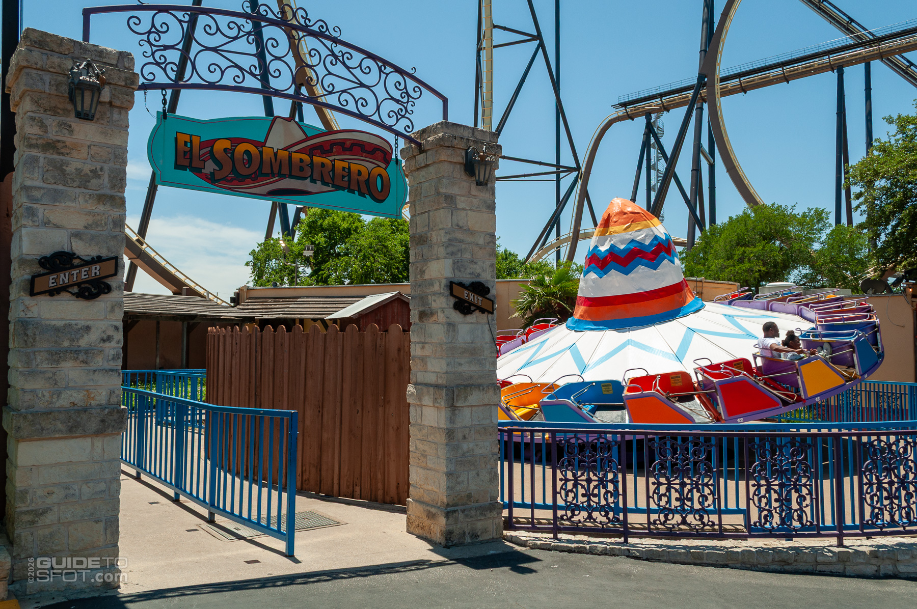 El Sombrero ride entrance in 2026