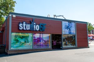 Studio 6F shop at Six Flags Over Texas