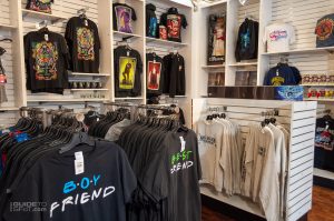 Studio 6F shop at Six Flags Over Texas