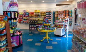 Texas Gifts shop at Six Flags Over Texas