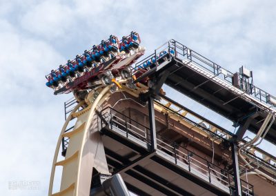 Tormenta test train waits on the first drop's holding brake