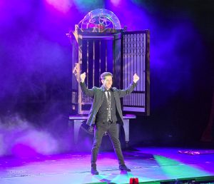 Brad Ross Magic Show at Six Flags Over Texas
