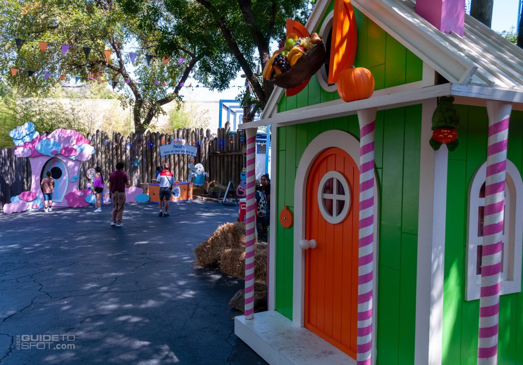 Some of the "homes" along the Trick or Treat Trail