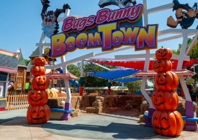 The hay maze is located in the main plaza of Bugs Bunny Boomtown for Tricks and Treats 2026
